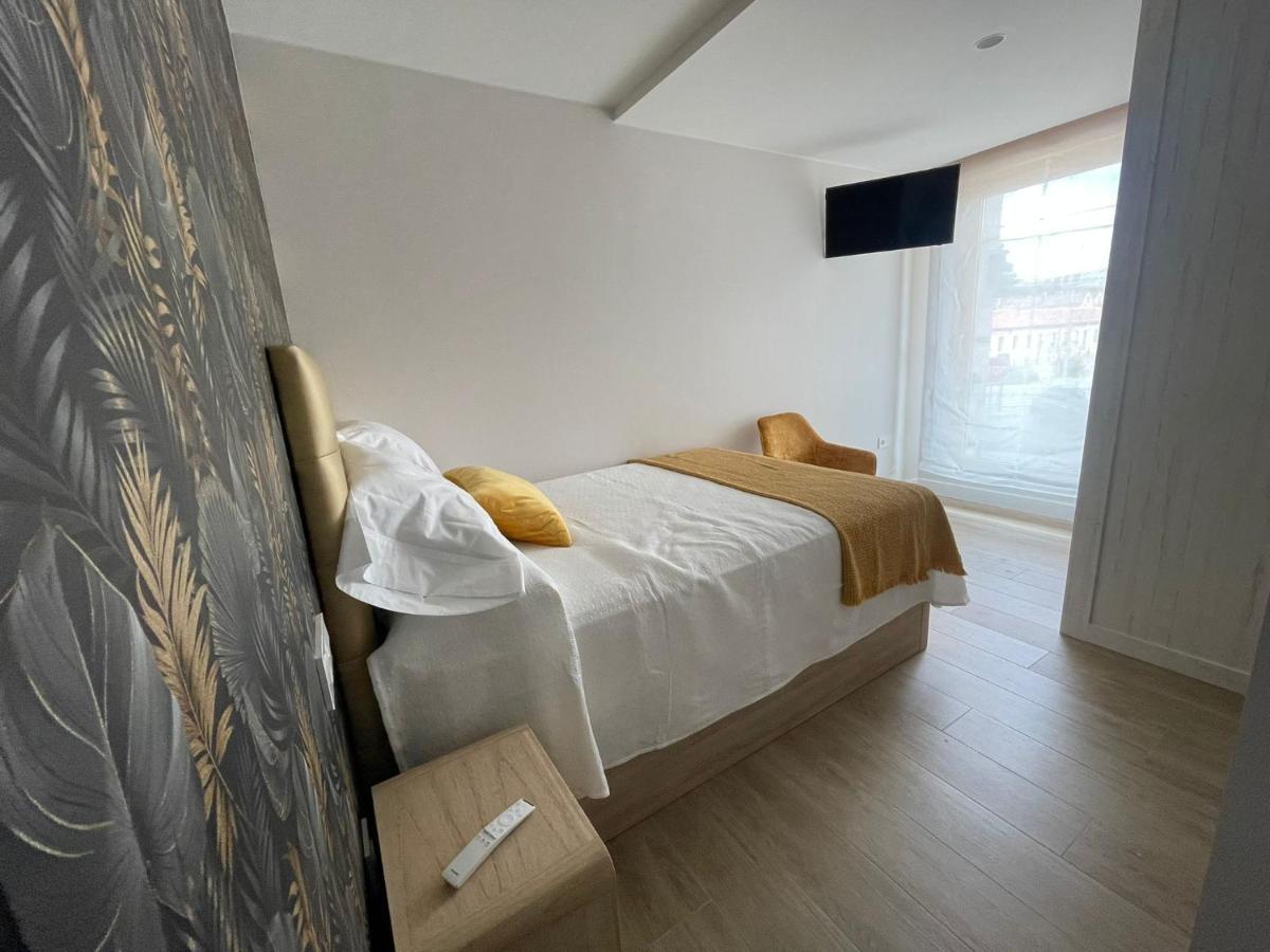 El Roble 9 Appartement Astorga Buitenkant foto
