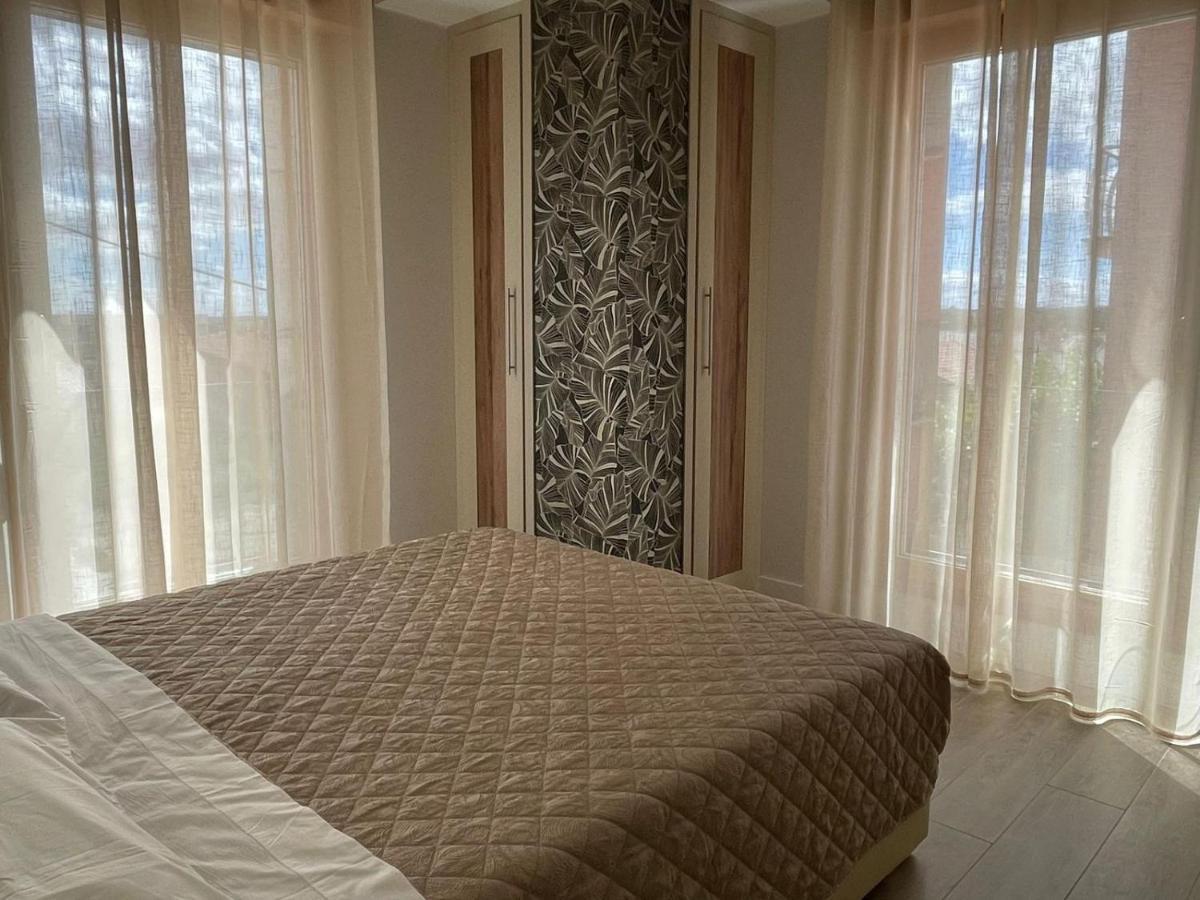 El Roble 9 Appartement Astorga Buitenkant foto